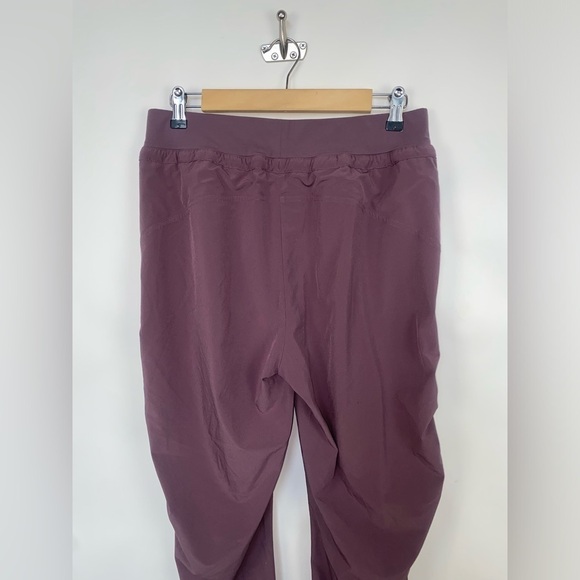 Athleta Attitude Ruched Drawstring Volcanic Violet Size 6 - Picture 6 of 13